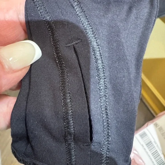 Lululemon making moves black top size 6 Women's Black Long Sleeve Top NWT - Picture 5 of 8